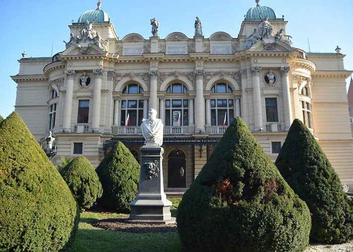 Last Floor - Center Close To Old Town *